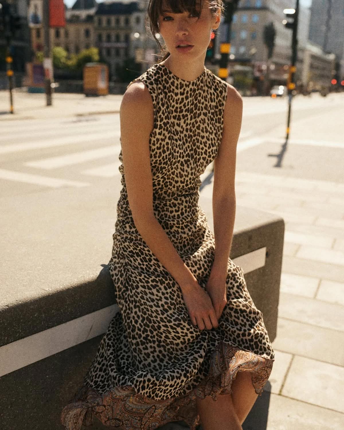CHIFFON SLEEVELESS DRESS
