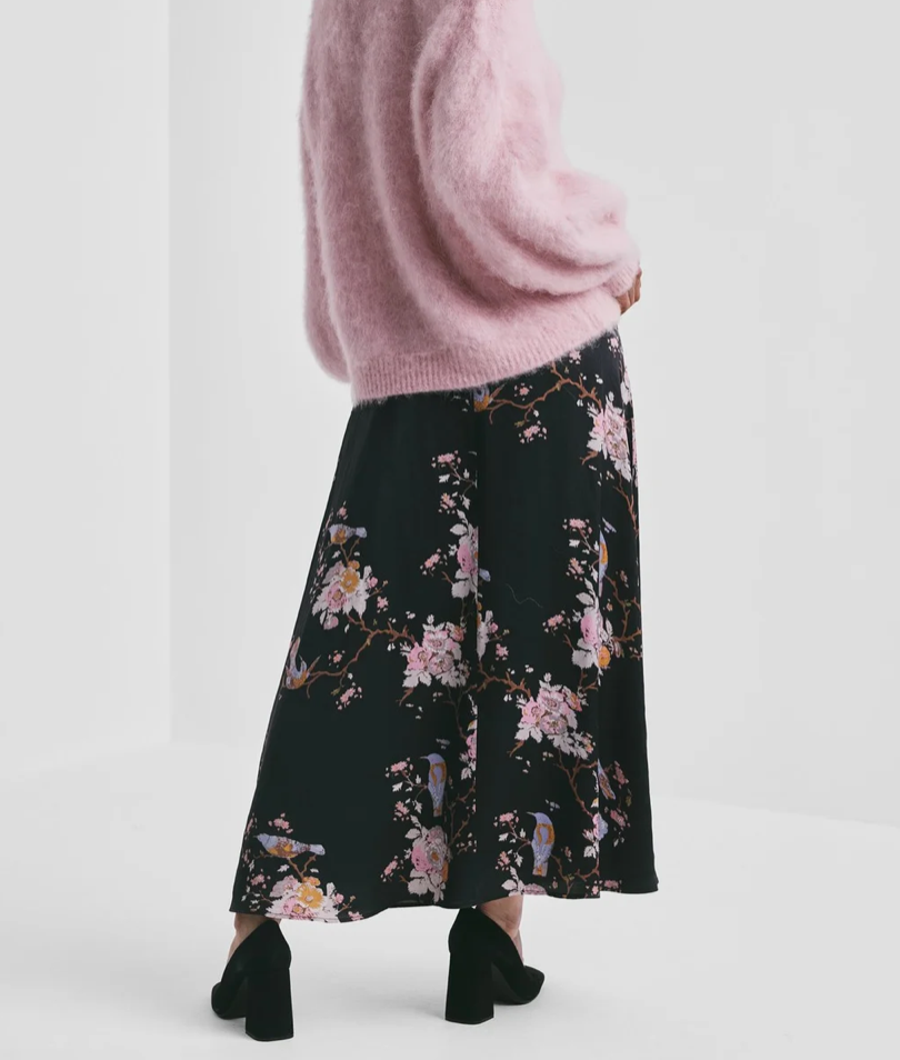 Satin skirt