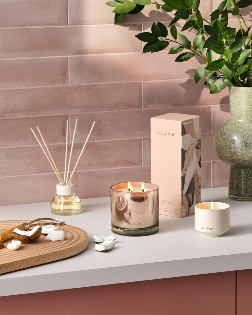 Statement Glass Candle - Coconut Milk Mango