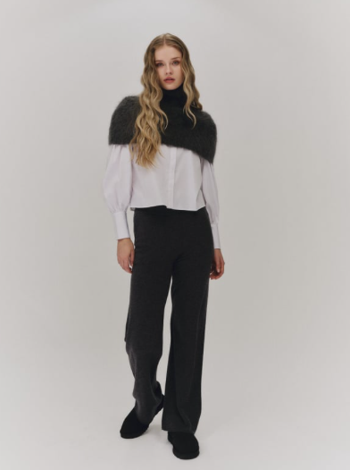 Sylvia Chunky Neck