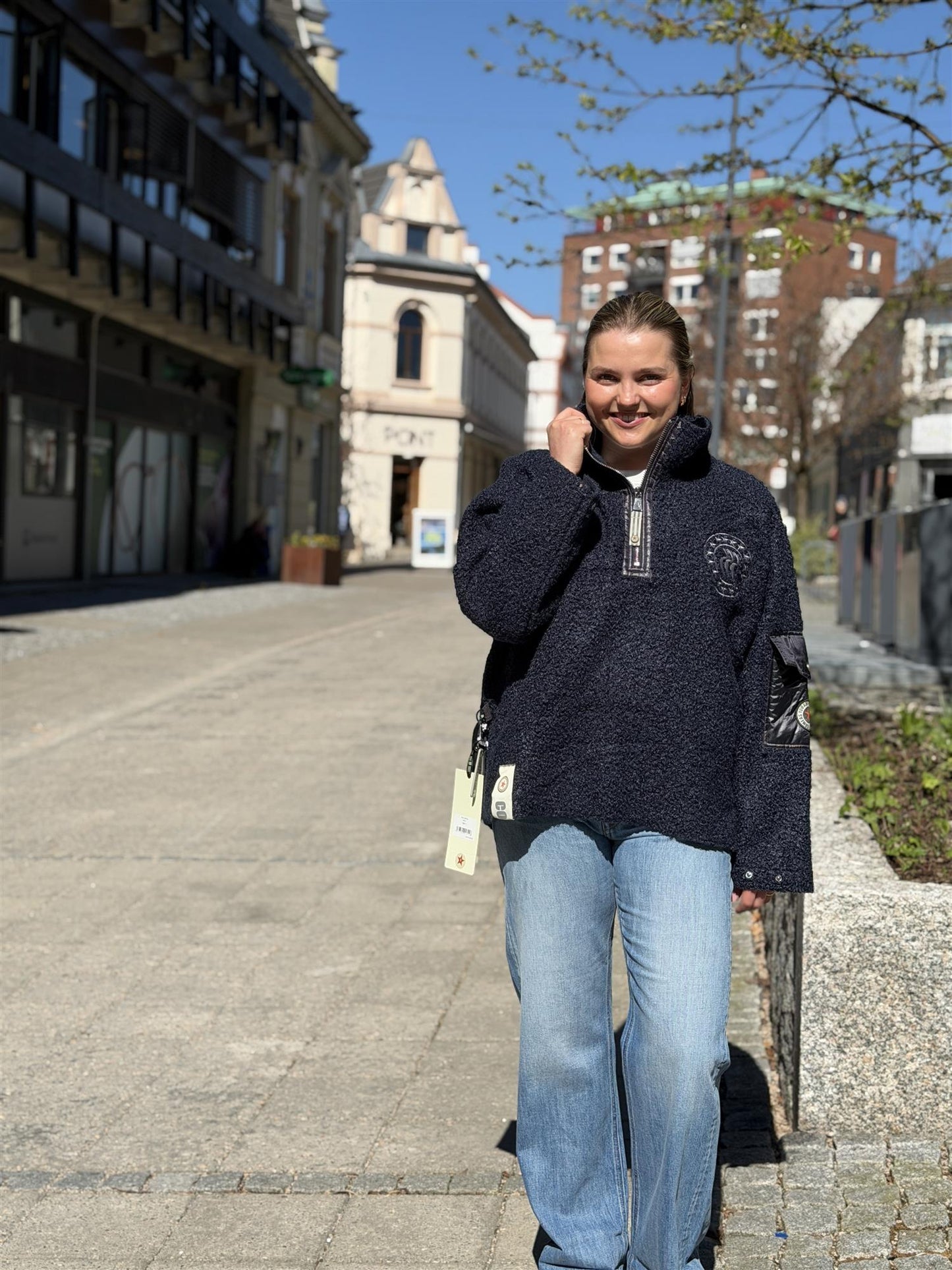 Nini Half Zip