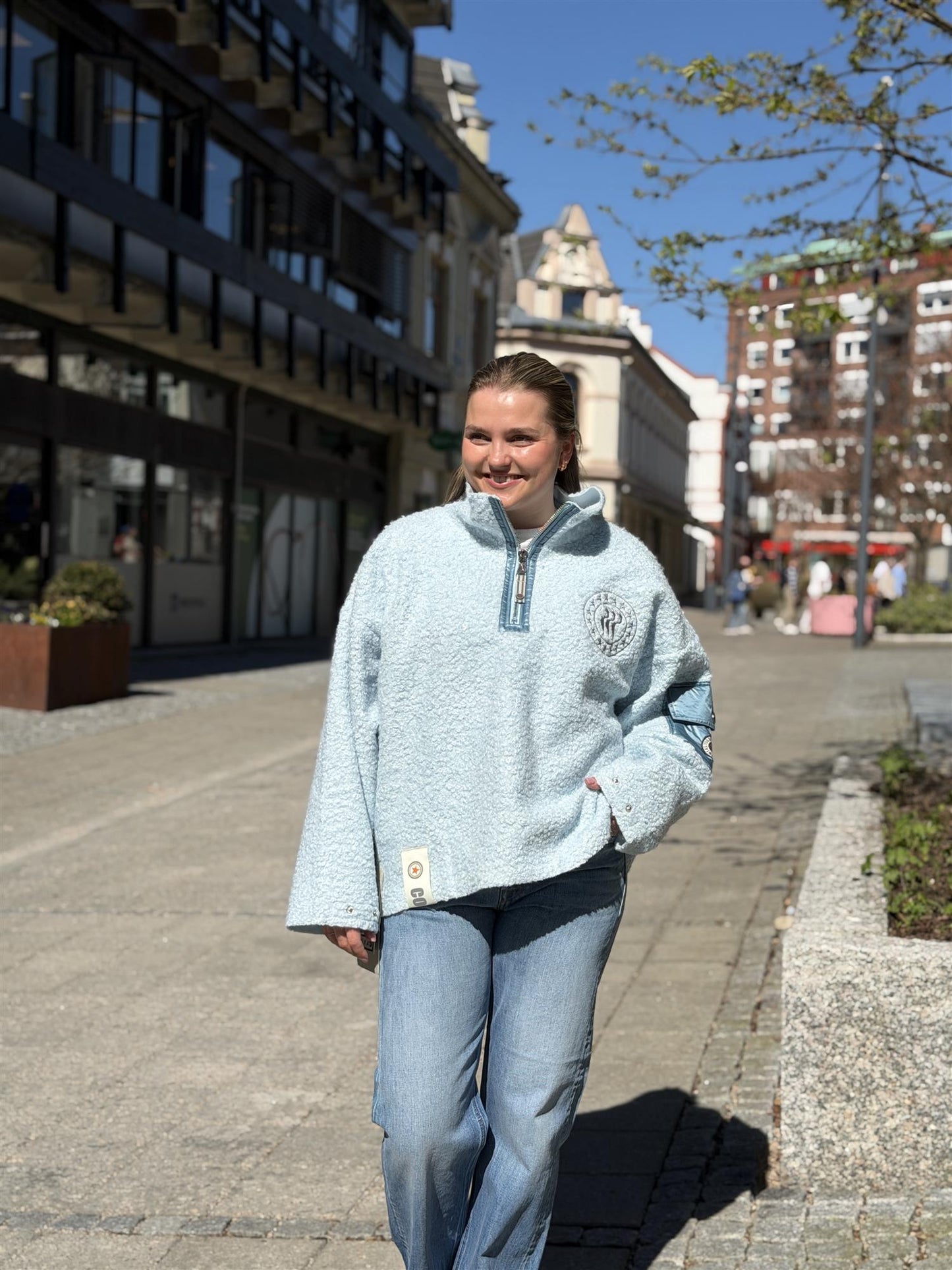 Nini Half Zip