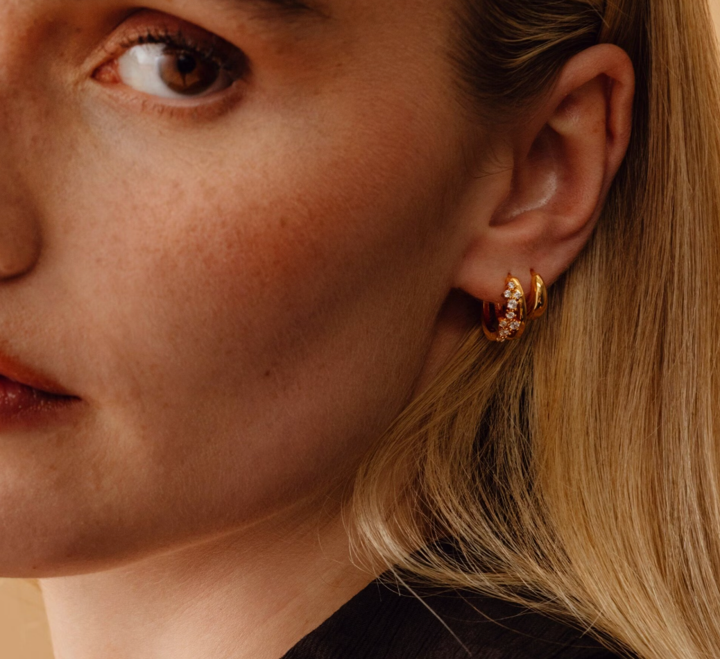 Whisper hoops earrings