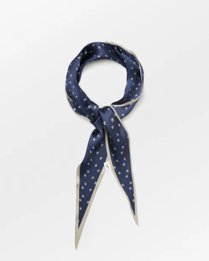 Hearta Tulip Diamond Scarf