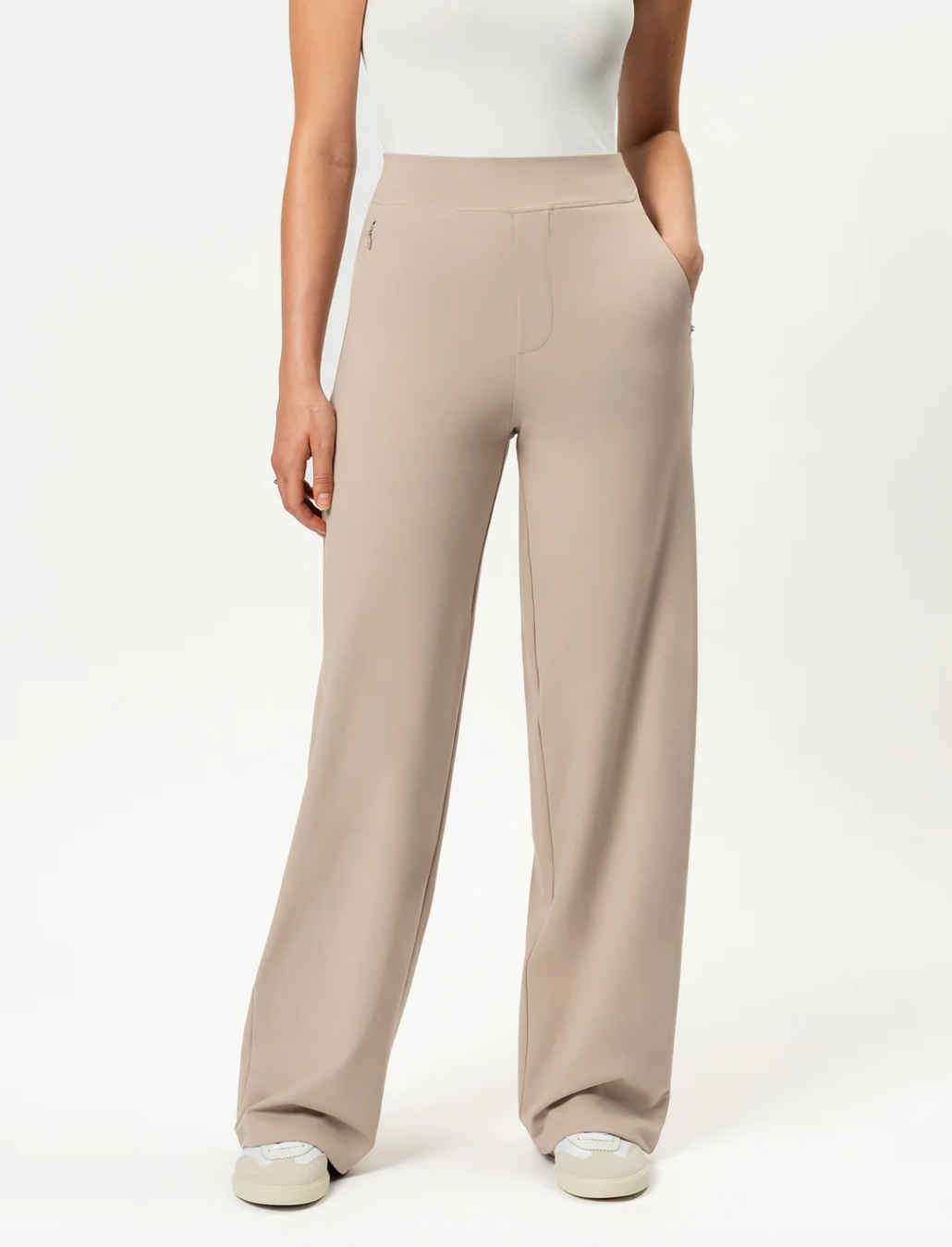 Asana Relaxed Straight