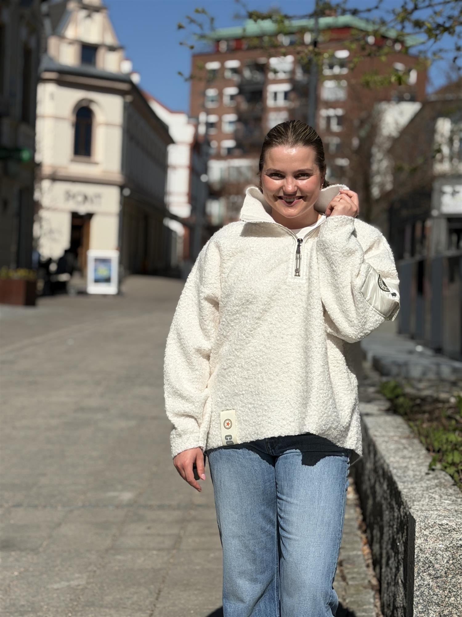 Nini Half Zip