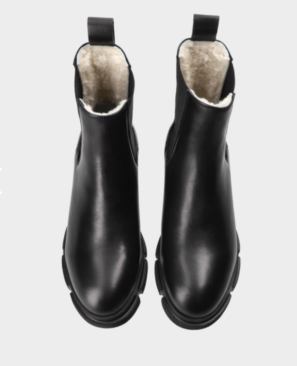 CPH 570 - Boots med hvit teddy for