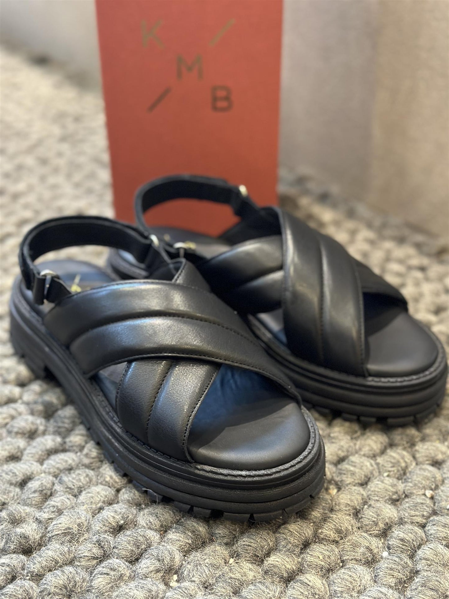 Napa sandal - black
